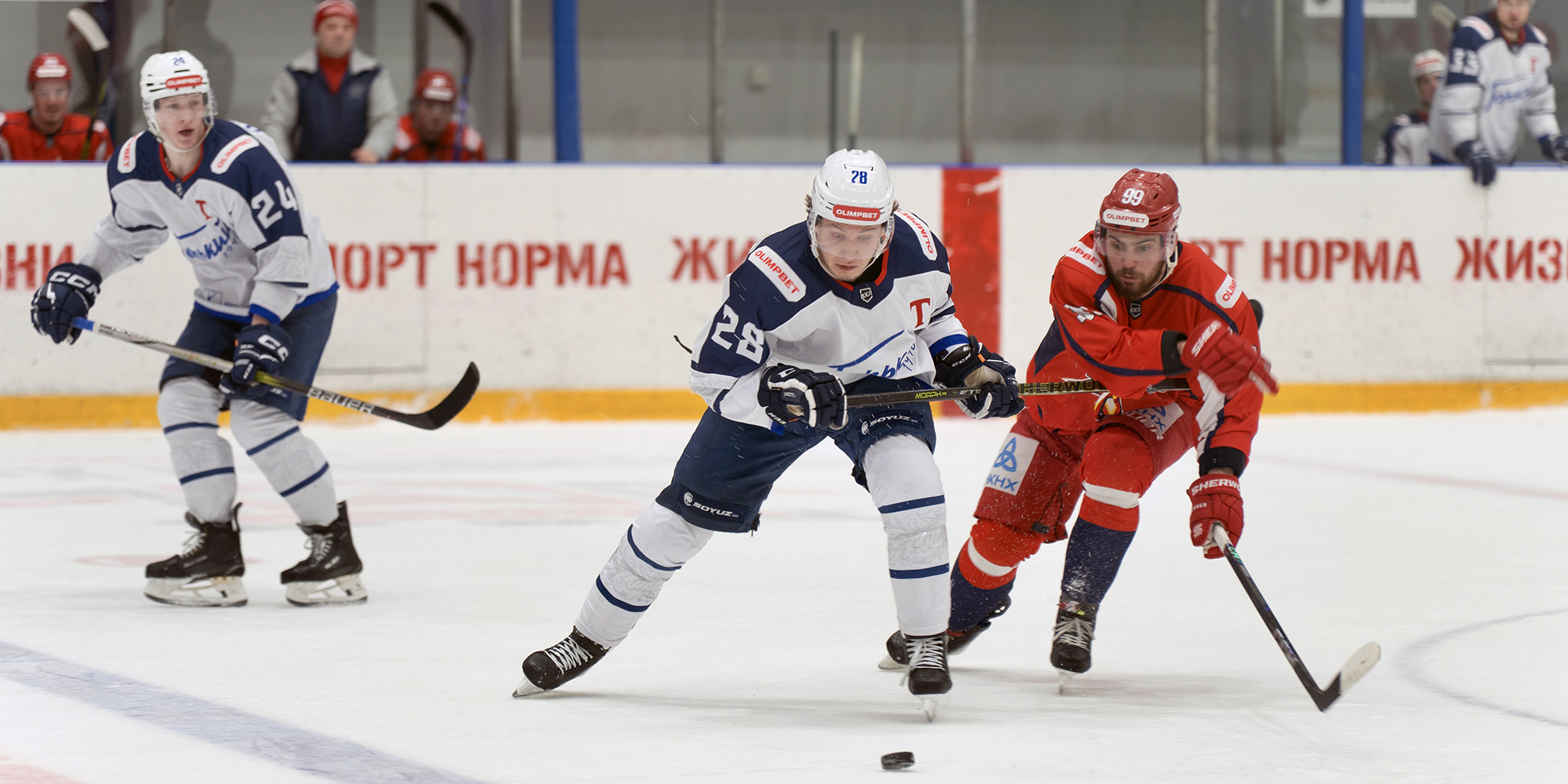 Трудности с реализацией моментов продолжаются